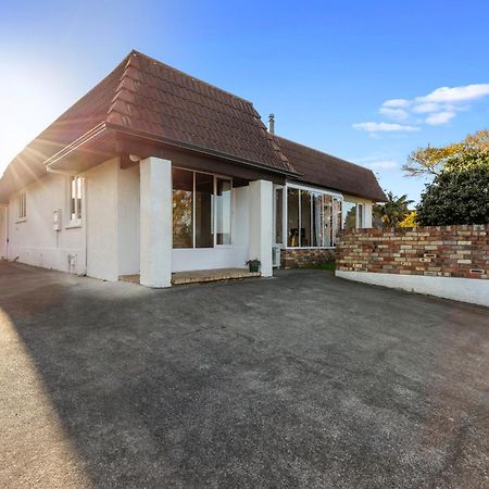 The Zen Hideout - Tauranga South Holiday Home エクステリア 写真